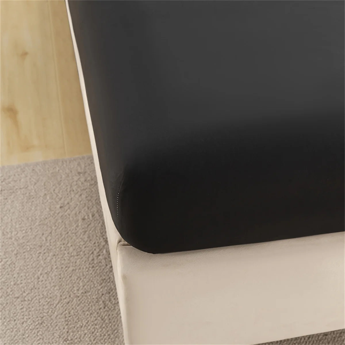 Kuup Waterproof Mattress Protector – Soft Breathable Fitted Mattress Cover with Elastic Band