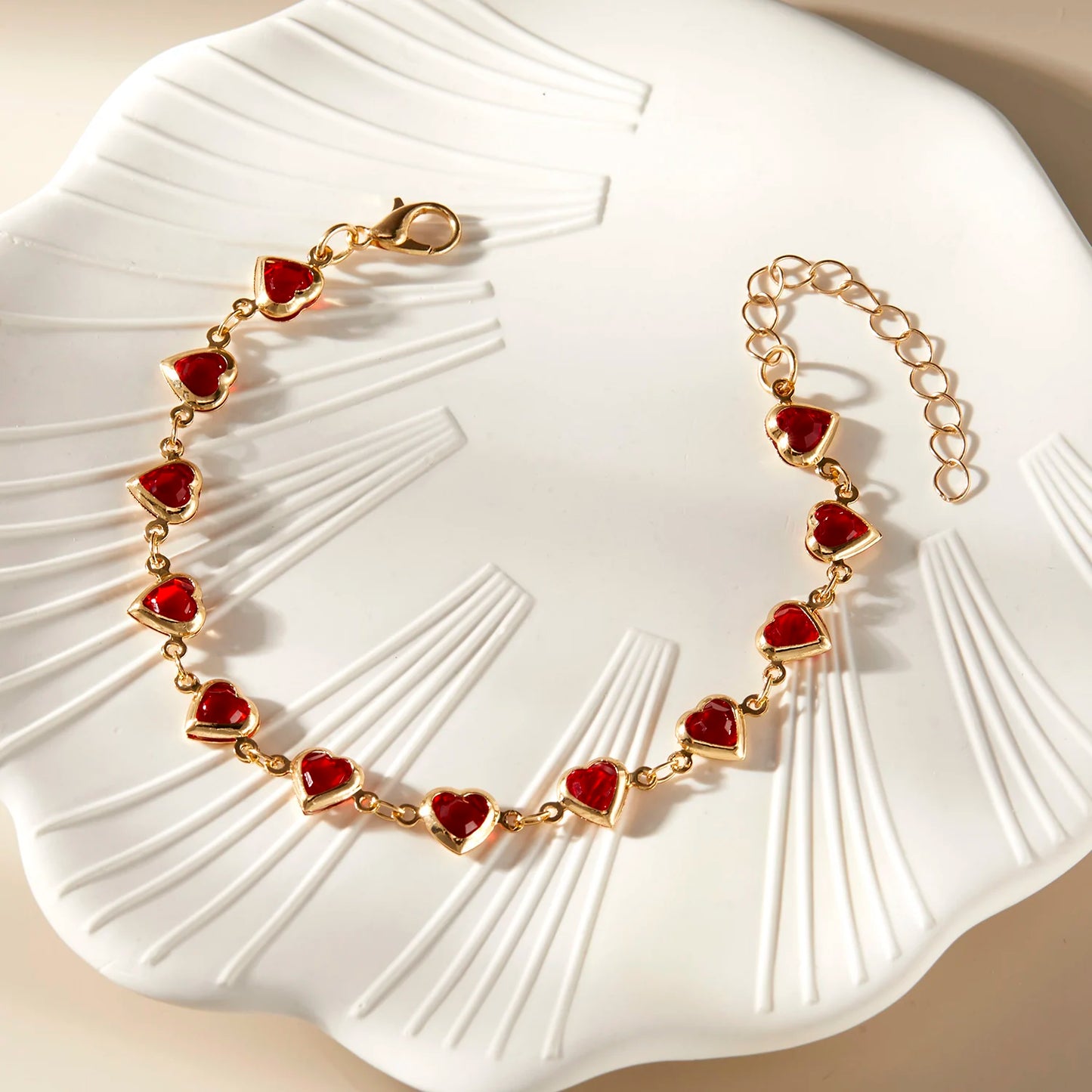 Elegante Pulsera de Zirconia de Cristal Rojo – Pulsera de Cadena Metálica con Corazón Colorido para Mujer, Boda, Fiesta y Joyería de Regalo