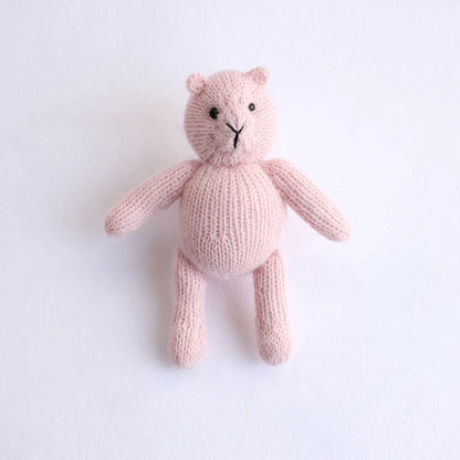 Accessoire Photo Ours en Peluche Tricoté Fait Main – Adorable Poupée Animal en Mohair au Crochet pour Séances Photo de Nouveaux-Nés & Stylisme Studio
