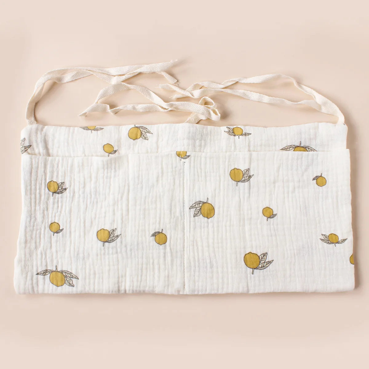 Organizador Colgante para Cuna de Bebé – Cesta de Almacenamiento para Mesita de Noche con 2 Bolsillos para Pañales, Juguetes, Ropa y Artículos Esenciales para Bebés