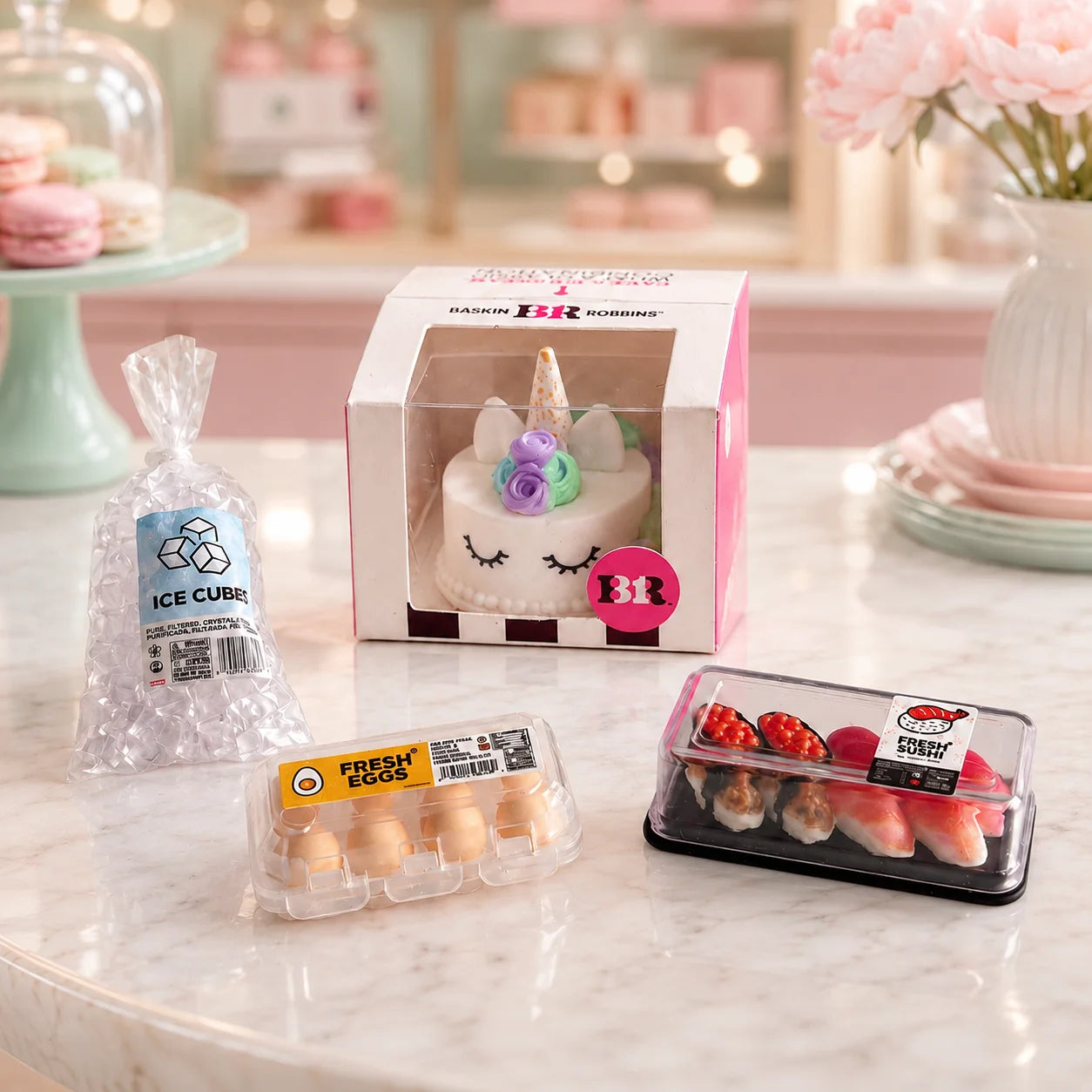 Ensemble de miniatures d'aliments pour mini-réfrigérateur – Mini-jouets mignons de sushi et de gâteaux pour scènes de cuisine de maison de poupée, décoration de chambre, créations de jardin féérique et présentoirs de collection