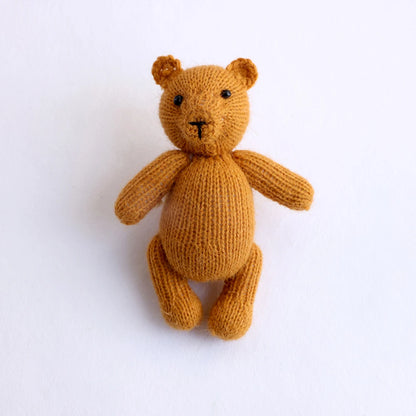 Accessoire Photo Ours en Peluche Tricoté Fait Main – Adorable Poupée Animal en Mohair au Crochet pour Séances Photo de Nouveaux-Nés & Stylisme Studio