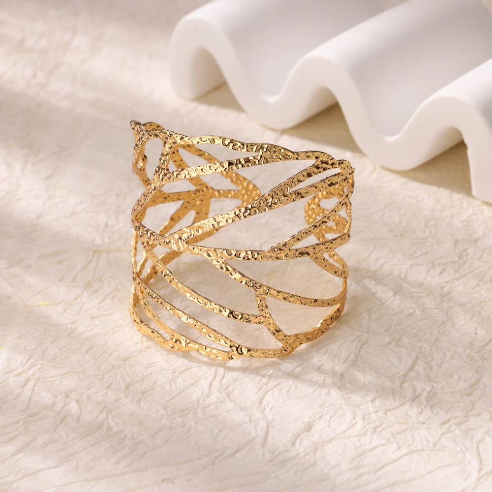 Stainless Steel Open Flower & Leaf Bangle Bracelet – Gold Geometric Cuff Bracelet for Women & Men | Minimalist Fashion Jewelry