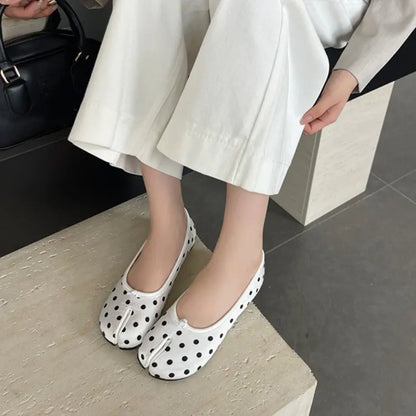 Manoletinas de mujer con lunares y punta dividida – Zapatos planos informales suaves sin cordones, zapatos cómodos de moda para uso diario