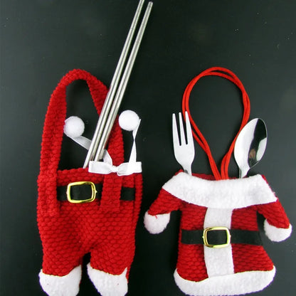 6PCS Santa Suit Cutlery Holders – Christmas Silverware Pocket Bags for Tableware, Xmas & New Year Party Table Decor