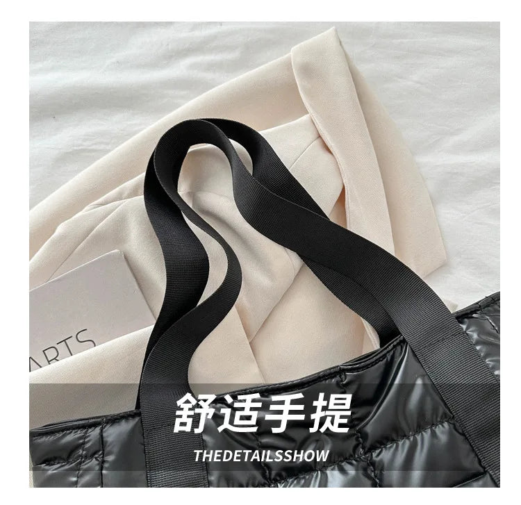 Sac à bandoulière matelassé pour femmes – Grand sac fourre-tout en nylon pour l'hiver 2025, motif en coton chaud, sac à main de voyage décontracté et tendance