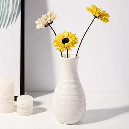 Nordic Modern Plastic Flower Vase – Minimalist Decorative Vase for Fresh Flowers & Home Décor