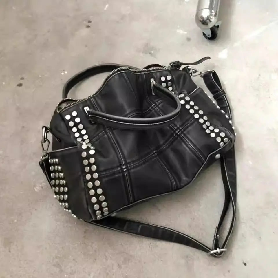 Women’s Retro Rivet Tote Bag – 2026 Fashion Motorcycle Handbag, Large Capacity PU Shoulder Bag with Detachable Strap, Vintage Style Purse for Daily Commuting, Travel & Casual Outfits