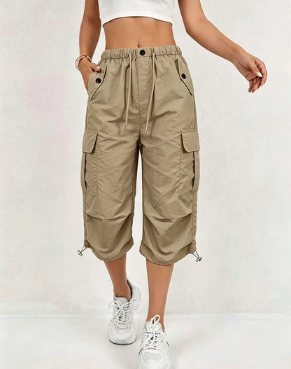 Women's Lightweight Cargo Pants – Quick-Dry Knee-Length Athletic Trousers with Multiple Pockets, Casual Outdoor & Sportswear