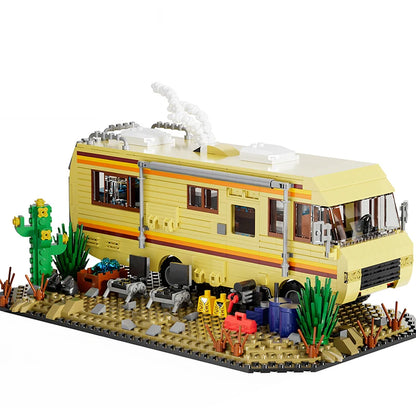 Breaking Bad RV Camper Bus Building Blocks – Technical Adventure Vehicle Model, DIY Assemble Car Bricks Toy & Collectible Display Set for Fans