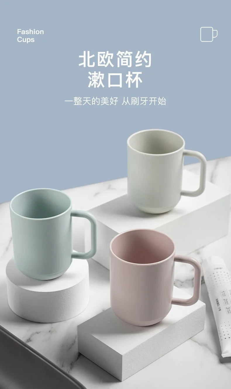 Jolie tasse à brosse à dents inspirée des animes | Verre de rinçage portable pour la salle de bain et les cadeaux