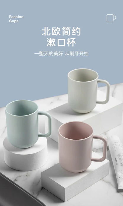 Jolie tasse à brosse à dents inspirée des animes | Verre de rinçage portable pour la salle de bain et les cadeaux