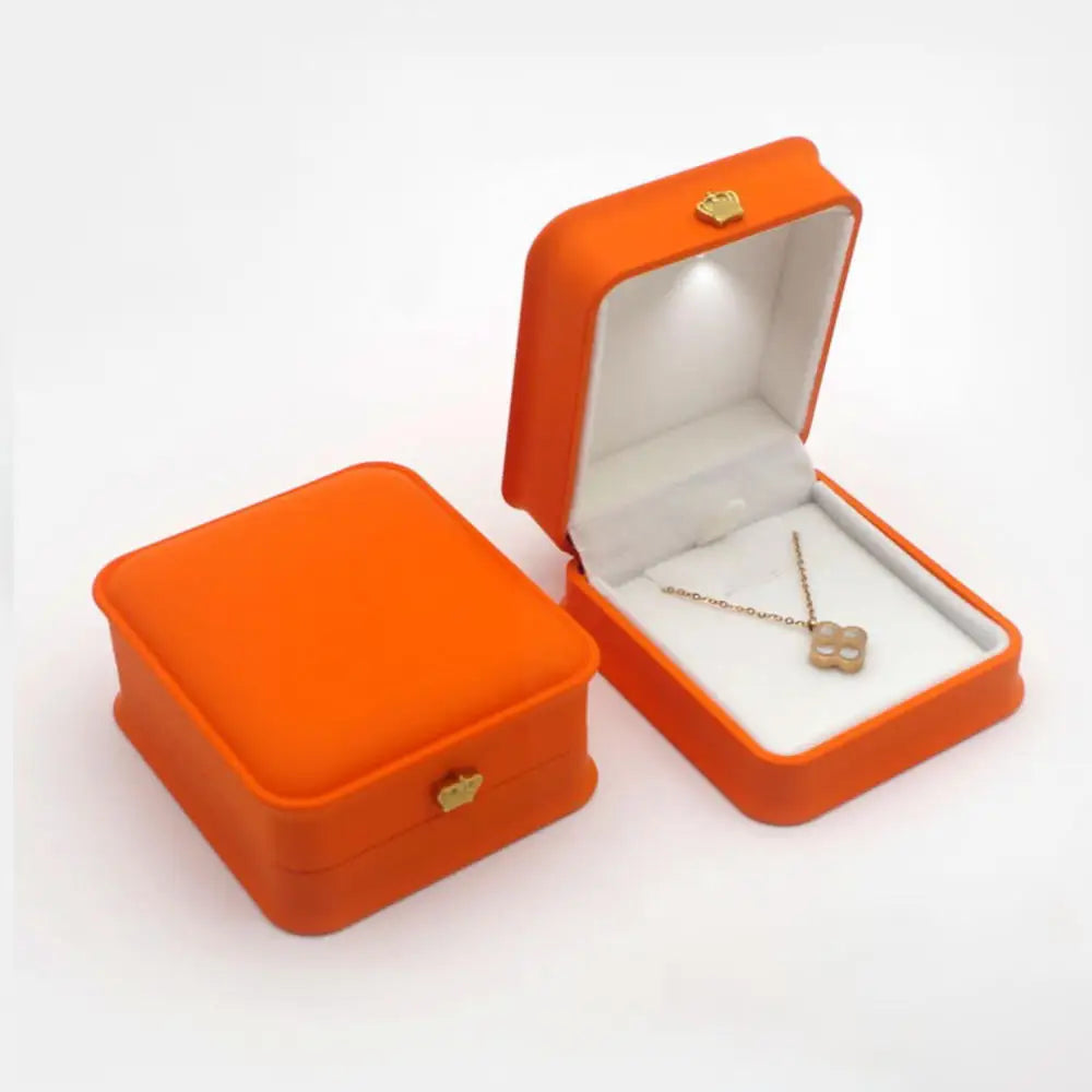 LED Velvet Jewelry Gift Box for Rings, Necklaces & Pendants – Luxury Lighted Proposal, Engagement & Wedding Display Case