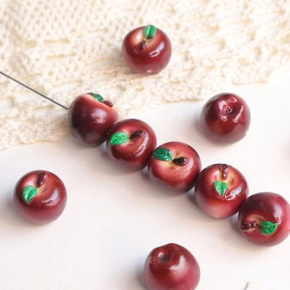 5 cuentas de resina de mini frutas – Bonitos dijes 3D de manzana y fresa para hacer joyas, pulseras, collares, colgantes y accesorios de manualidades