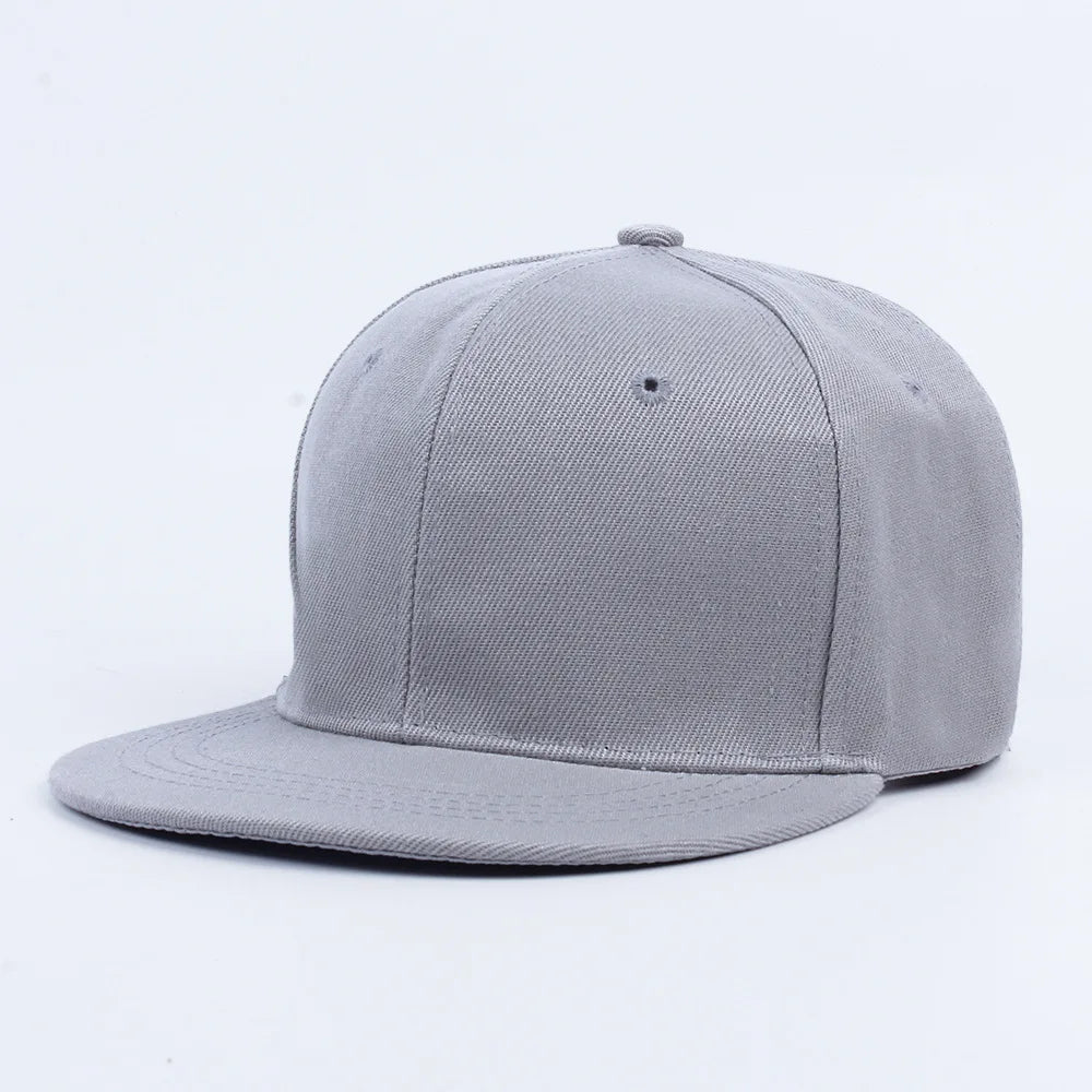 Classic Plain Snapback Baseball Cap – Adjustable Unisex Flat Brim Hat for Casual, Streetwear & Outdoor Wear