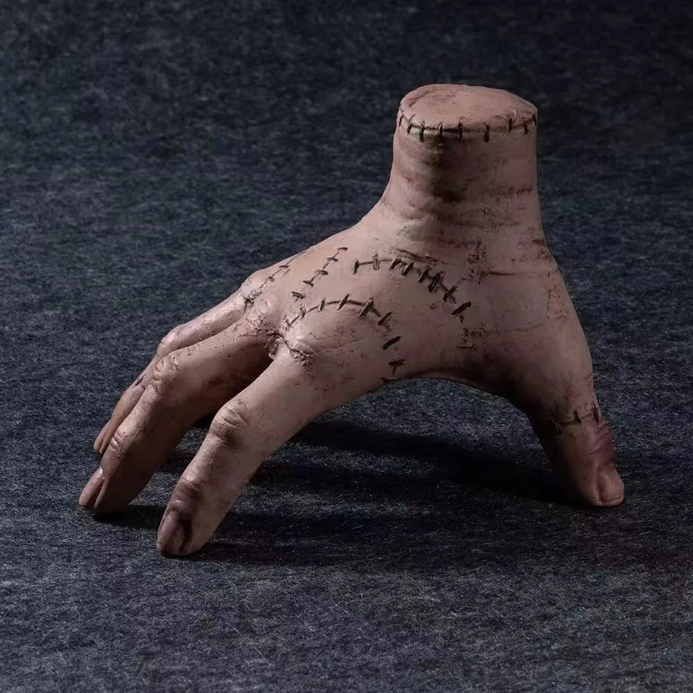 Halloween Horror Broken Hand Prop – Wednesday Thing-Inspired Latex Hand Figurine for Desktop Decor, Crafts, Halloween Parties & Costume Props