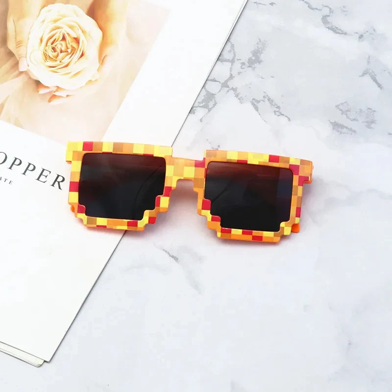 Funny Kids Pixel Sunglasses – Square Mosaic Cosplay Eyewear for Action Game-Themed Parties, Costume Accessories & Children's Gifts