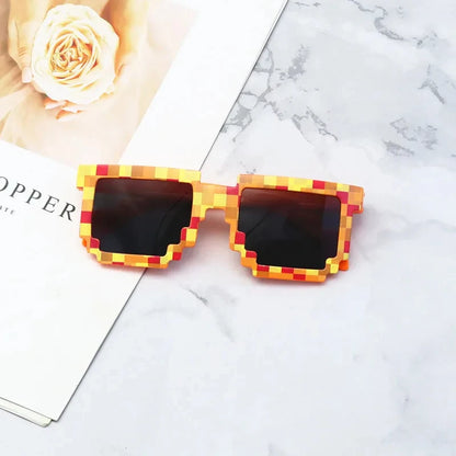 Funny Kids Pixel Sunglasses – Square Mosaic Cosplay Eyewear for Action Game-Themed Parties, Costume Accessories & Children's Gifts