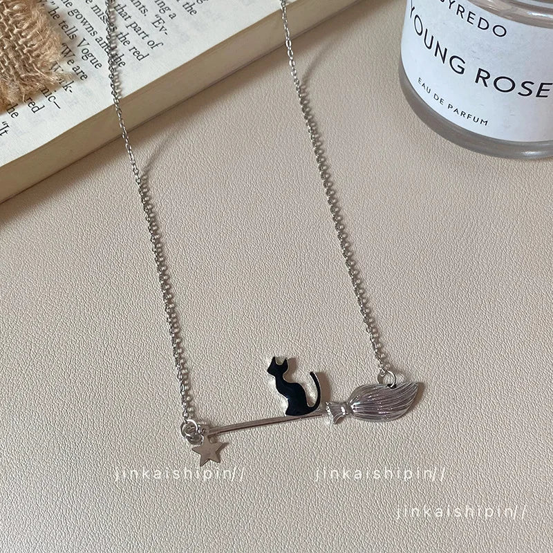 Funny Cat Riding Broom Necklace for Women – Creative Personalized Pendant Choker Chain, Halloween Jewelry & Friend Gift Accessory