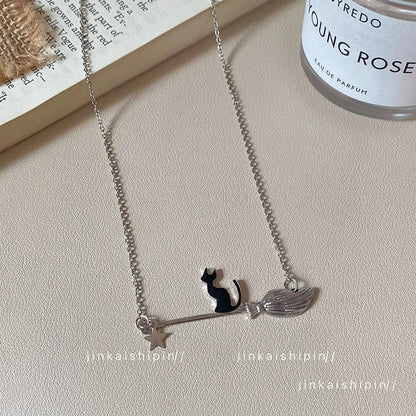 Funny Cat Riding Broom Necklace for Women – Creative Personalized Pendant Choker Chain, Halloween Jewelry & Friend Gift Accessory