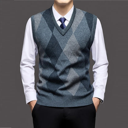 Men’s Autumn Winter Argyle Knit Vest – V-Neck Sleeveless Sweater, Smart Casual Warm Pullover for Slim-Fit Fashion & Everyday Wear
