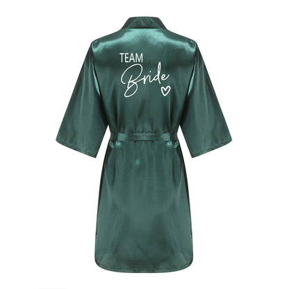 Bata de satén "Team Bride" – Kimono de pijama para fiesta de bodas con estampado de letras blancas | Regalo de despedida de soltera para mujer