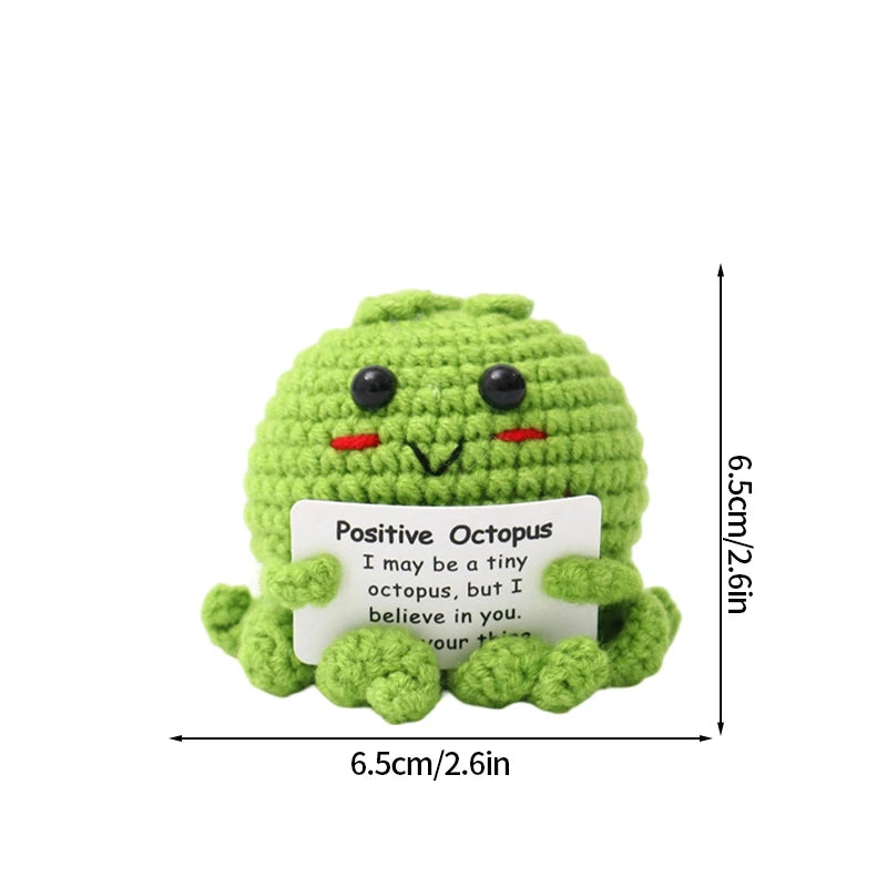 Poupée à énergie positive tissée à la main – Figurine en crochet de légumes et d'animaux avec carte de câlins, cadeau de festival fait à la main et artisanat de décoration intérieure créatif