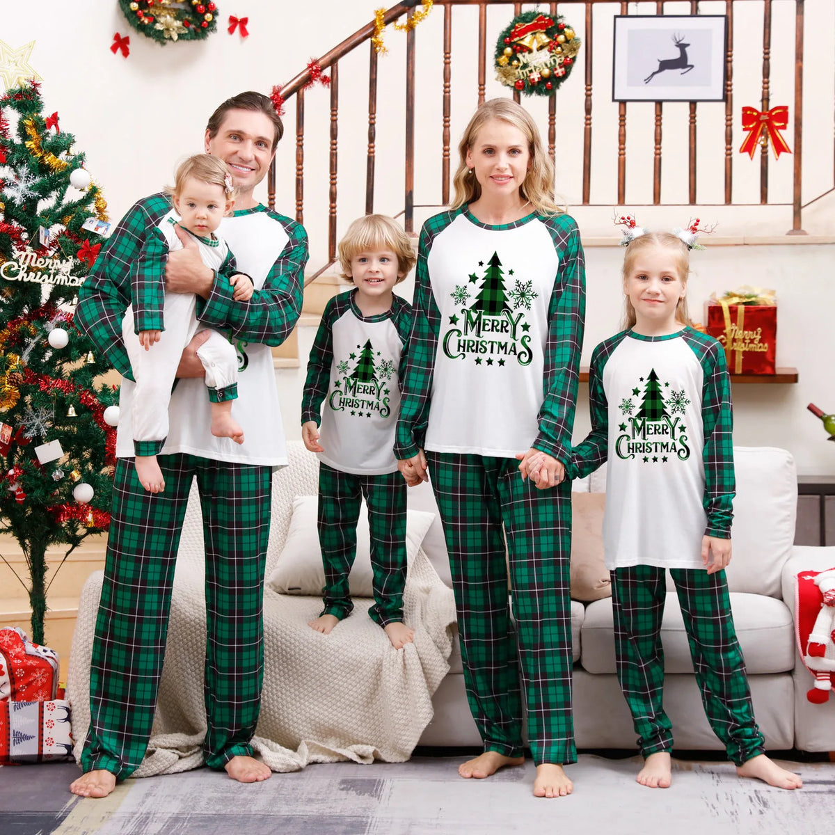 Christmas Family Matching Pajamas Set – 2-Piece Xmas Sleepwear for Mom, Dad & Kids, Baby Rompers, Casual Loose Family Holiday Outfits