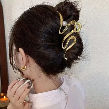 Elegant Geometric Bow Hair Claw Clip for Women – Vintage Large Metal Hair Clip Barrette Hair Accessory