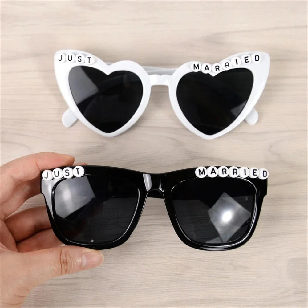 2PCS Mr & Mrs Pearl Glasses – Wedding Photo Props for Bride & Groom | Bridal Shower, Bachelorette Party & Wedding Decoration Accessories