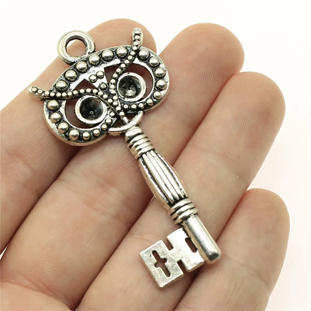 2 pendentifs clé de grande taille – Breloques de style tibétain pour la création de bijoux, fournitures artisanales pour colliers, bracelets et accessoires