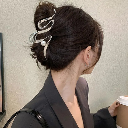 Elegant Geometric Bow Hair Claw Clip for Women – Vintage Large Metal Hair Clip Barrette Hair Accessory