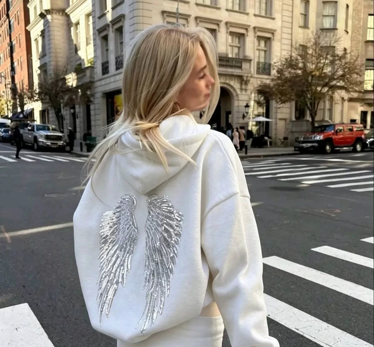 Women’s Y2K Wings Beaded Sequin Hoodie 2026 – Oversized Fleece-Lined Casual Pullover Sweatshirt, Fashion Streetwear Top