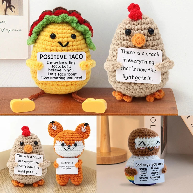 Poupée Pomme de Terre Énergétique Positive au Crochet – Figurine Mignonne en Tricot à Serrer, Artisanat Animalier Kawaii Fait Main au Crochet & Cadeau de Noël