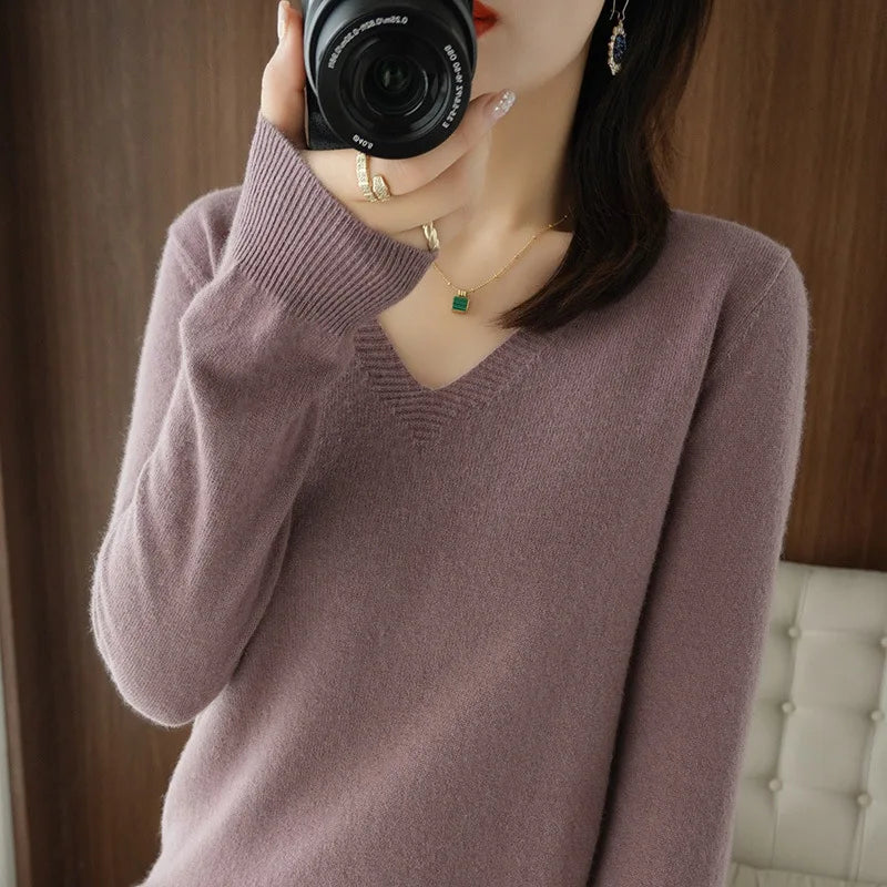 Women's Cashmere-Style V-Neck Sweater – Long-Sleeve Knitted Pullover with Lace Neck & Hollow-Out Detail, Casual Autumn & Winter Top