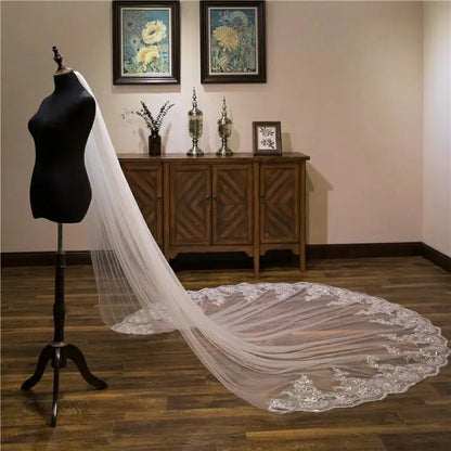 Luxury Cathedral Wedding Veil – Long Lace Edge Bridal Veil with Appliqué Sequins | White/Ivory One-Layer Veil with Comb for Bride