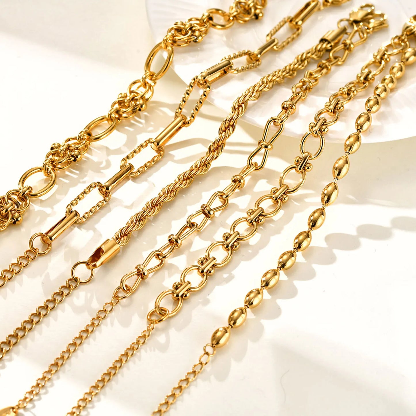 Pulsera de cadena de eslabones gruesos de acero inoxidable – Bañado en oro, pulsera de capas para mujer | Joyería de moda impermeable y de tendencia