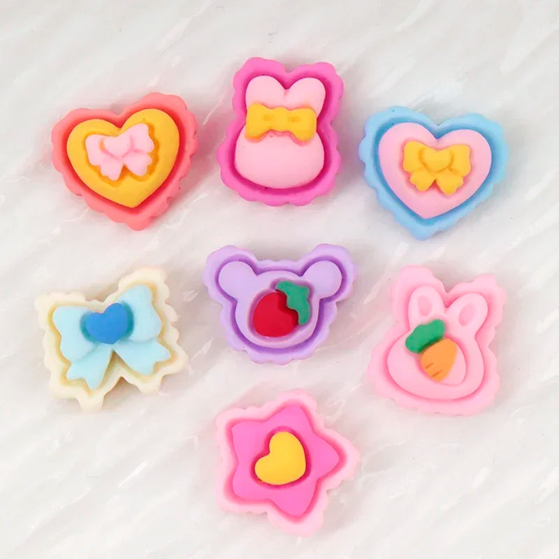 30/300pcs Mini Breloques en Résine Bonbon Fleur Amour – Mignons Accessoires de Bricolage pour Nail Art, Barrettes à Cheveux, Scrapbooking, Bijoux Faits Main et Projets Créatifs pour Enfants