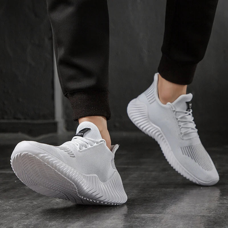 Baskets Blanches Décontractées pour Homme – Chaussures de Marche Respirantes Légères, Baskets de Sport Tendance avec Grandes Tailles