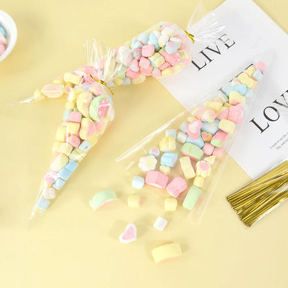 50 bolsas de celofán transparentes con forma de cono – Bolsas de plástico transparentes para palomitas, dulces, baby shower, regalos de boda y empaques de regalo