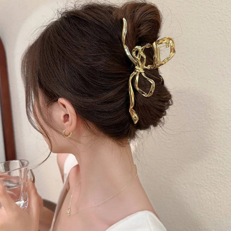 Elegant Geometric Bow Hair Claw Clip for Women – Vintage Large Metal Hair Clip Barrette Hair Accessory