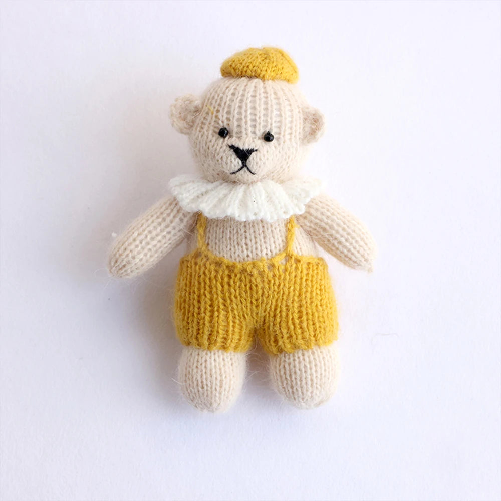 Accessoire Photo Ours en Peluche Tricoté Fait Main – Adorable Poupée Animal en Mohair au Crochet pour Séances Photo de Nouveaux-Nés & Stylisme Studio
