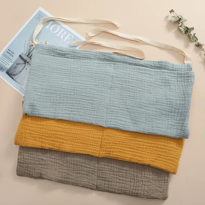 Organizador Colgante para Cuna de Bebé – Cesta de Almacenamiento para Mesita de Noche con 2 Bolsillos para Pañales, Juguetes, Ropa y Artículos Esenciales para Bebés