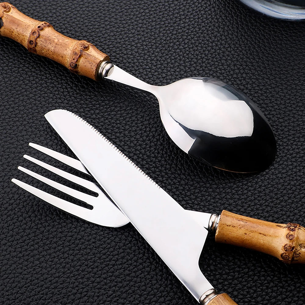 Ensemble de couverts 24 pièces avec manche en bambou – Ensemble de couverts en acier inoxydable avec manches en bois naturel, ustensiles de table pour cuisine, salle à manger, steak et dressages de table