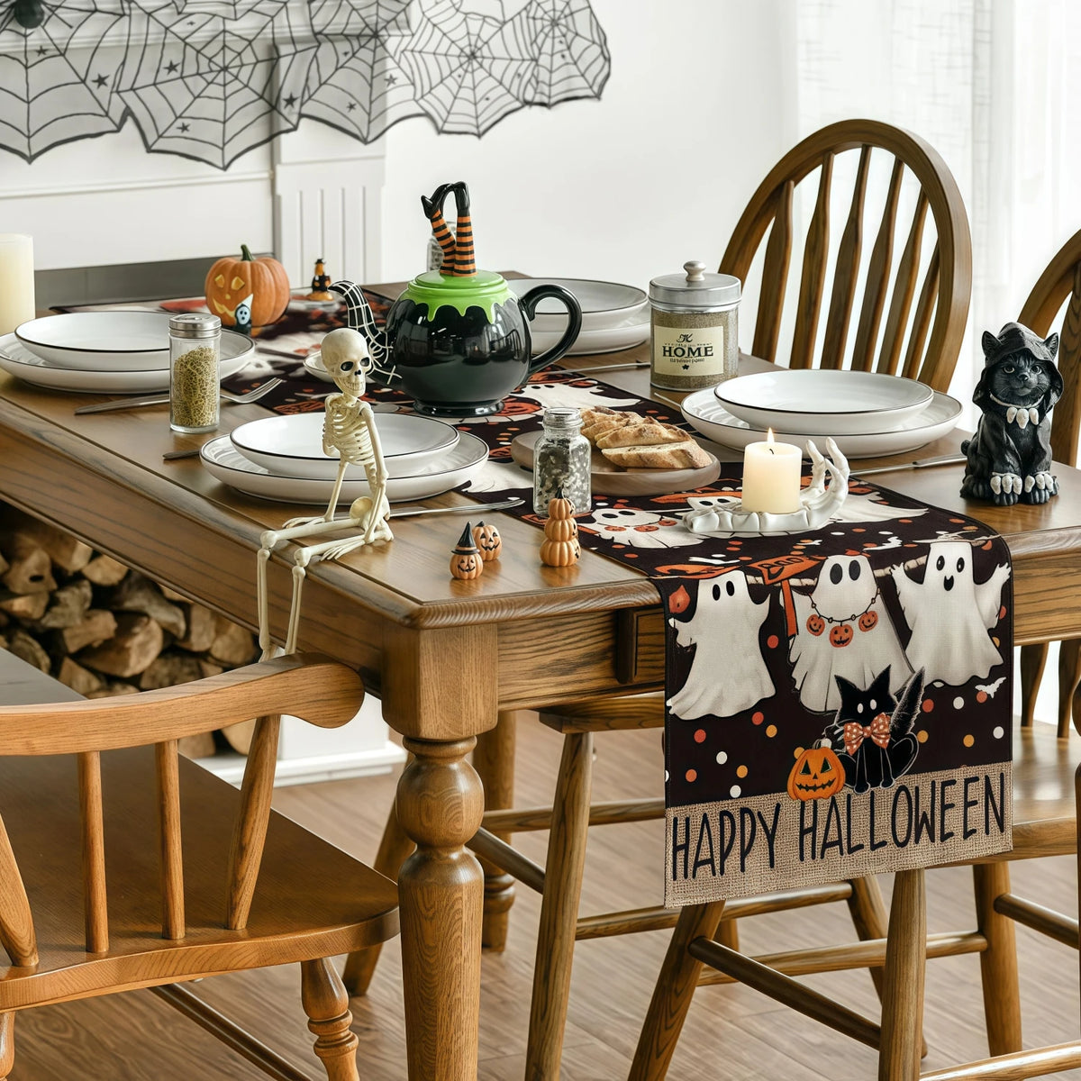 Halloween Table Runner with Ghost, Pumpkin and Black Cat Pattern, Spooky Dining Table Decor, Halloween Kitchen Tablecloth, Sideboard and Dresser Decoration, Festive Home Party Ornament