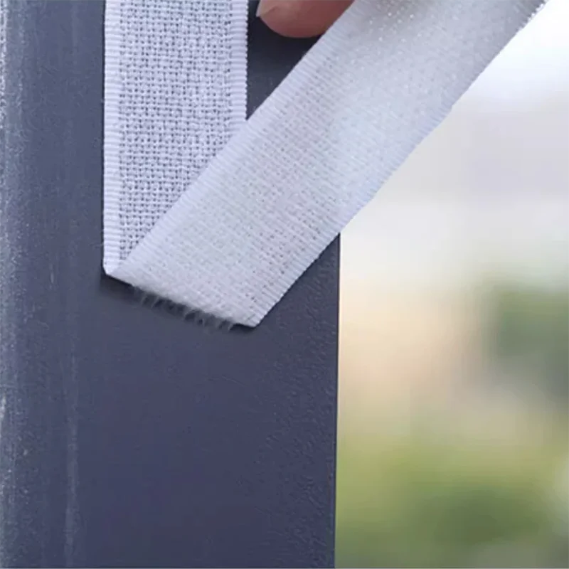 Cortina Térmica Aislante para Puerta – Divisor de Habitación Autoadhesivo con Doble Cremallera para Invierno