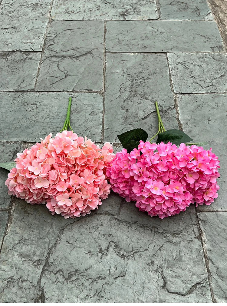 Bouquet d'Hortensias Artificiels à 5 Têtes – Fleurs Artificielles en Soie pour Décoration de Mariage, Arrangements de Fête, Décoration de Salon & Accessoires Floraux pour la Maison