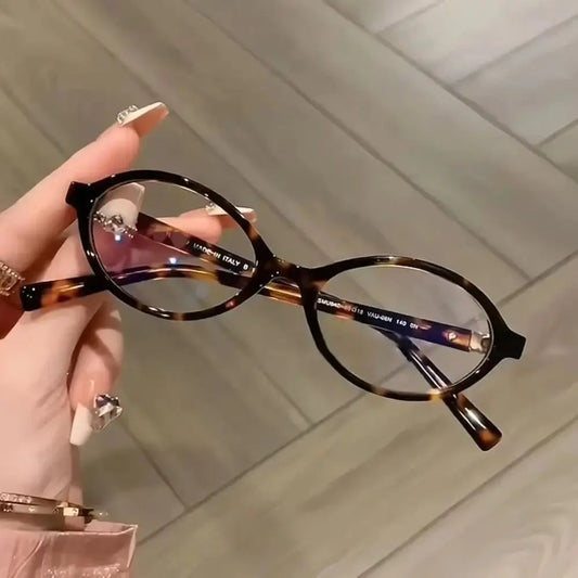 Y2K Retro Oval Glasses for Women – Sweet & Cool Vintage Eyewear with Anti-Blue-Light Lenses for Reading & Computer Use