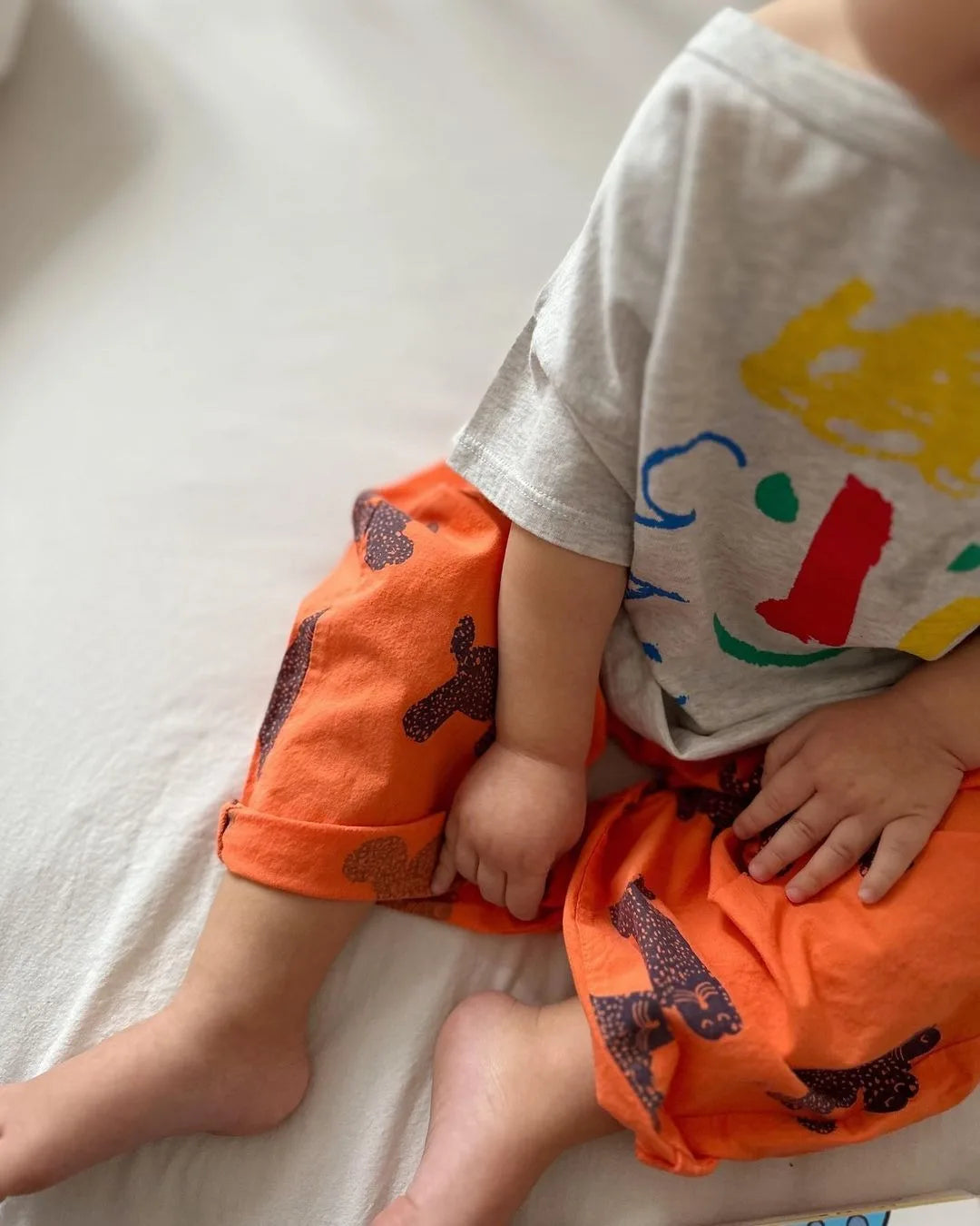 Camiseta de algodón con dibujos animados para niños 2025 – Top de manga corta estilo coreano de primavera-verano para bebés niños y niñas, ropa exterior informal para uso diario.