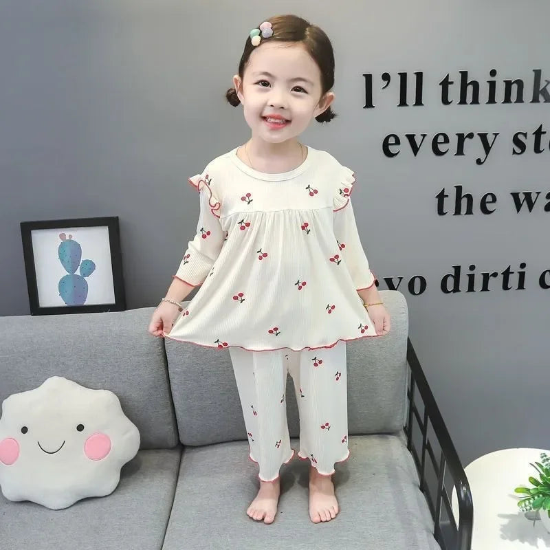 Conjunto de pijama para niños – Atuendo de dormir estampado de flores para bebés y niñas para las cuatro estaciones | Conjunto cómodo de ropa y de casa para niños